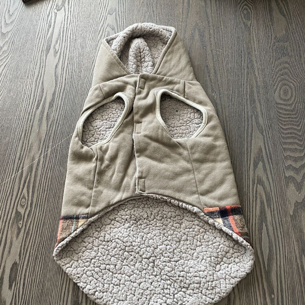 Vibrant Life Dog M Sherpa Lined Sweater with Hoodie - Picture 2 of 9